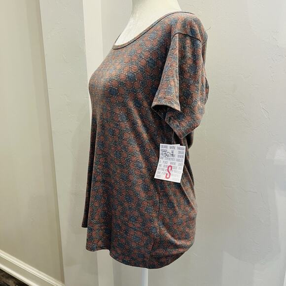 LuLaRoe Women’s  Classic T Shirt Muted Orange & Gray Pattern Small (A0128) - Picture 2 of 6